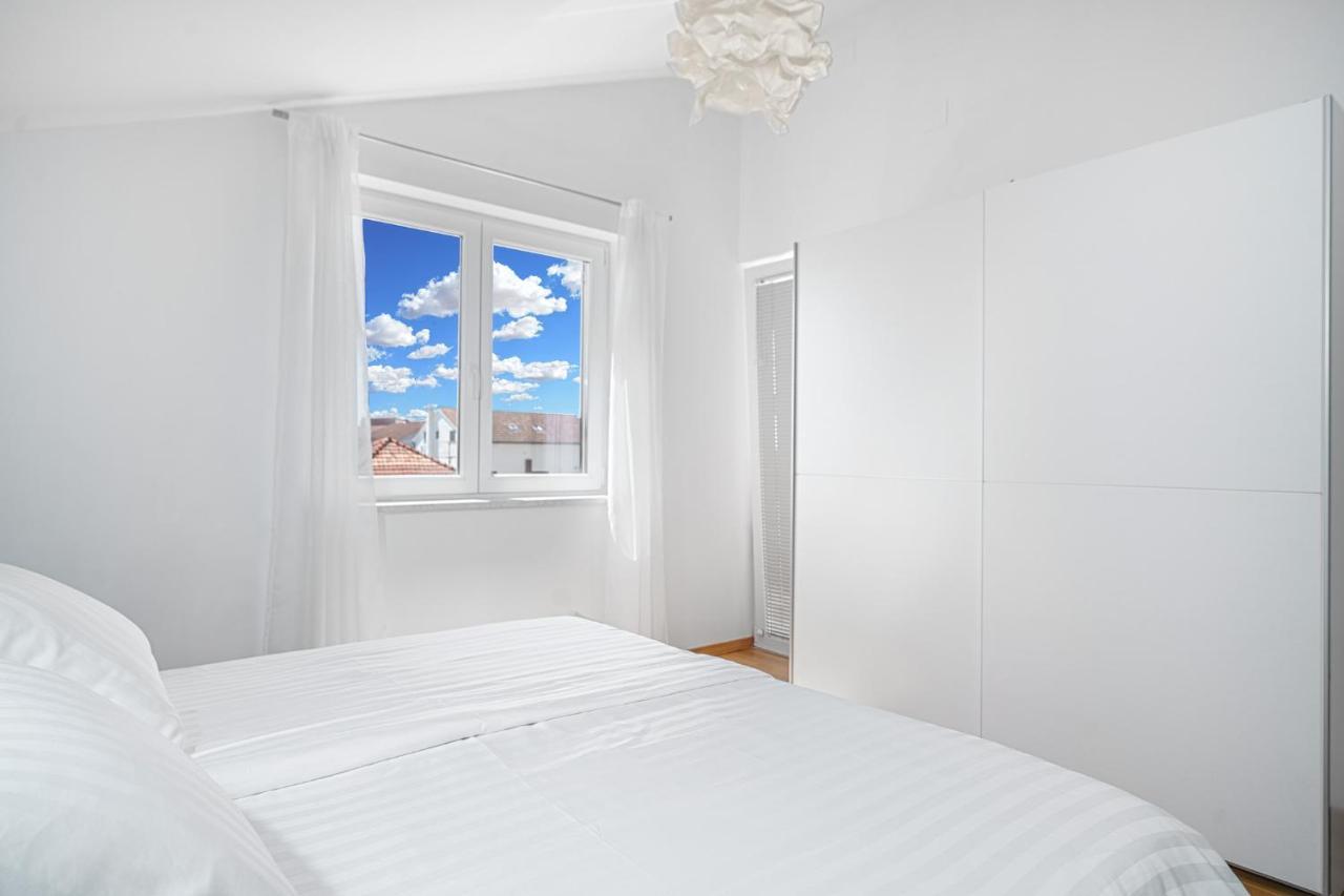 Family Petrov Apartments Vodice Luaran gambar