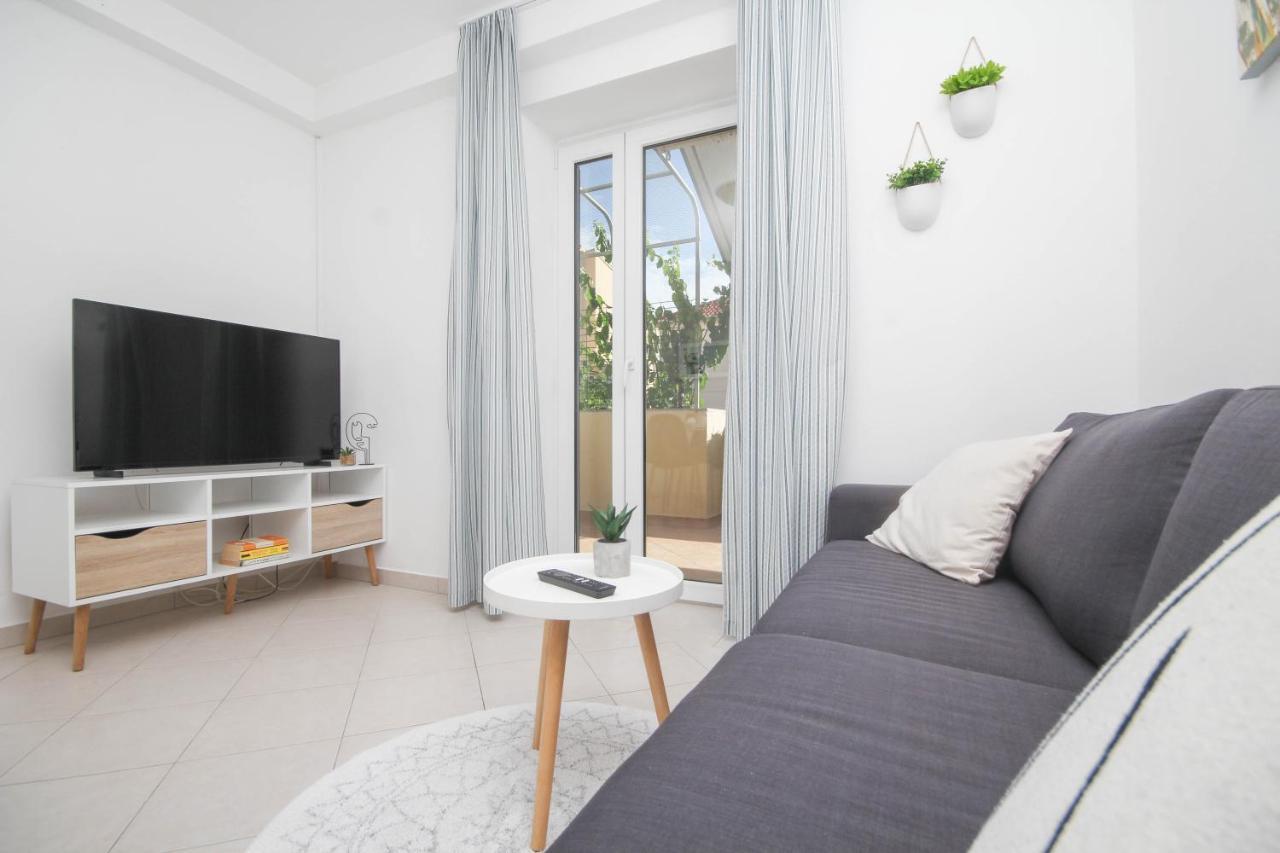 Family Petrov Apartments Vodice Luaran gambar