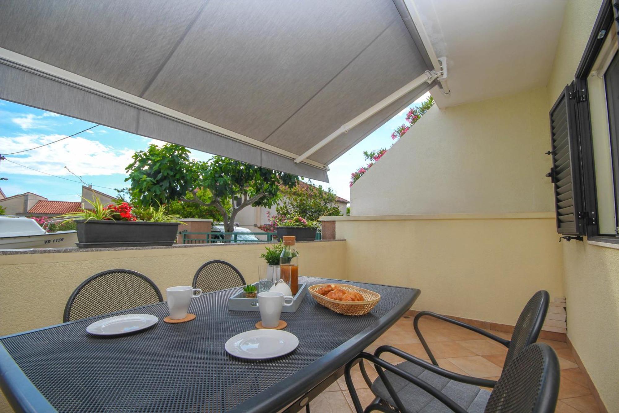 Family Petrov Apartments Vodice Bilik gambar