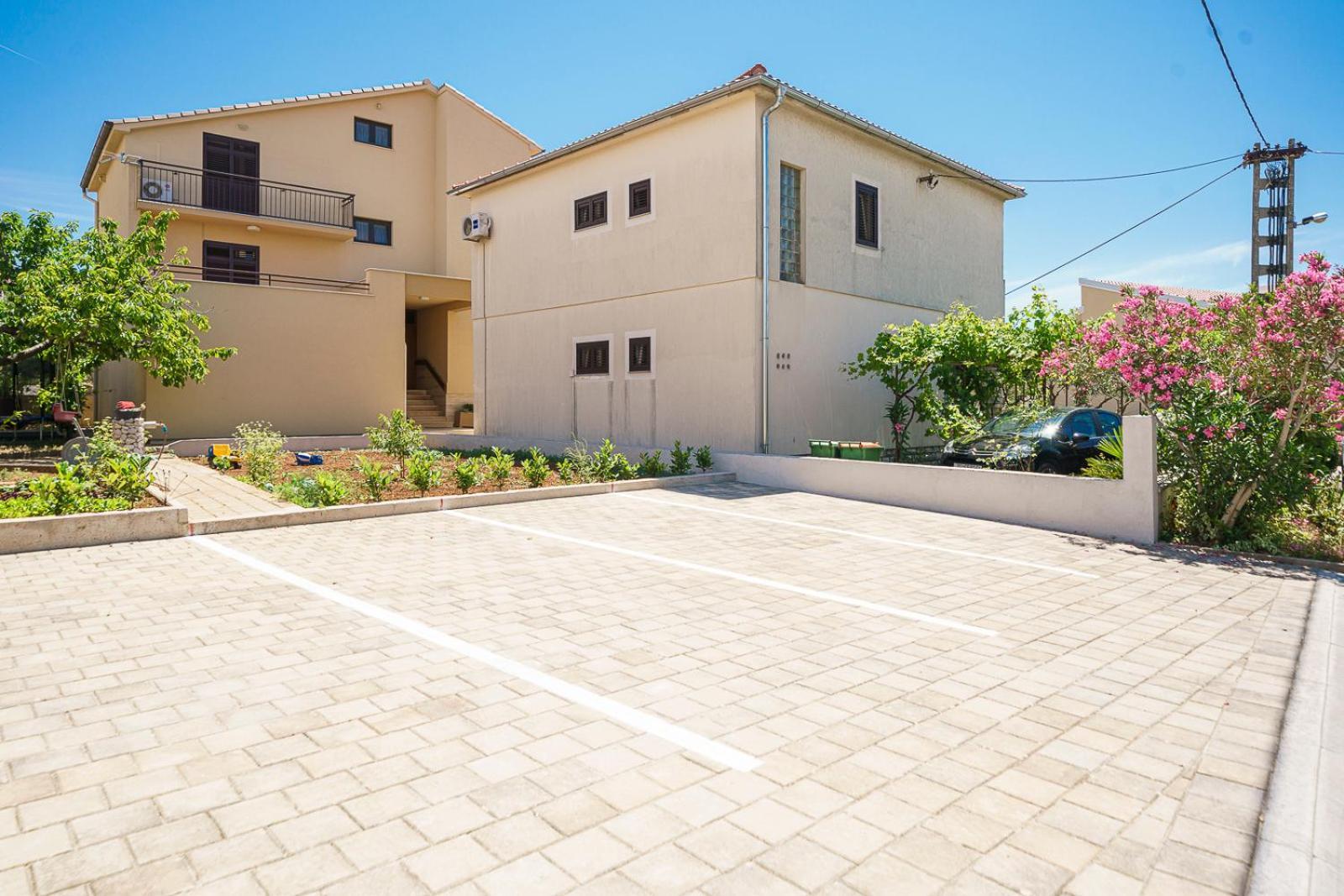 Family Petrov Apartments Vodice Luaran gambar