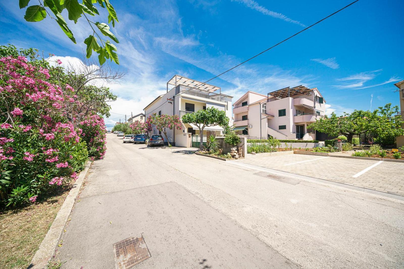 Family Petrov Apartments Vodice Luaran gambar